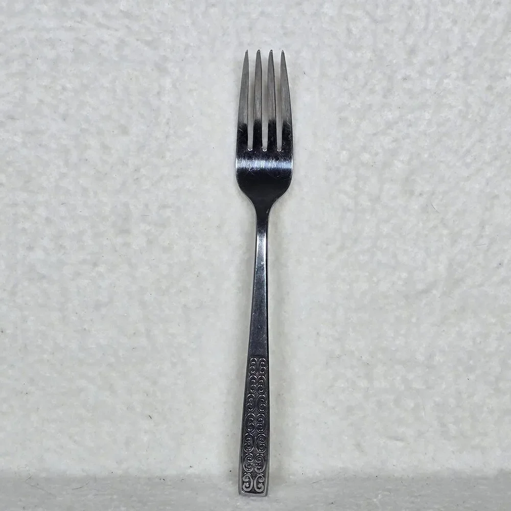 Vintage International Silver Serenata Dinner Fork 7 